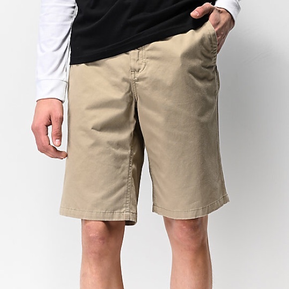 Freeworld Discord relaxed light chino shorts 30 - Picture 1 of 6
